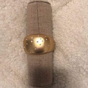 Stunning gold plated bracelet cuff